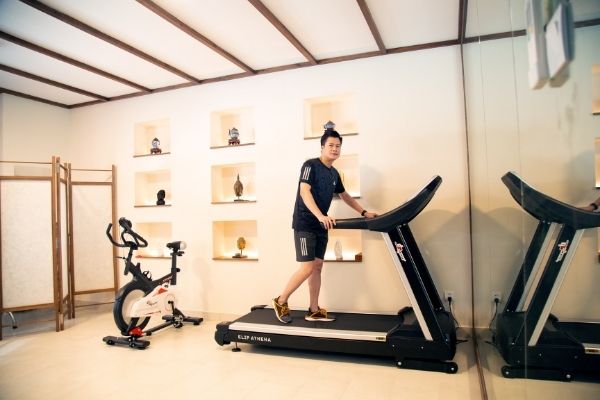 Cần chọn thương hiệu uy tín khi mua máy chạy bộ để được bảo hành đầy đủ