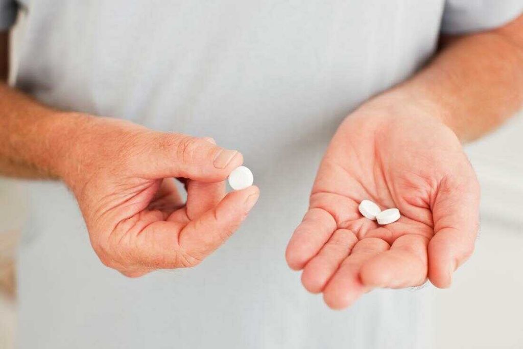 Aspirin có thể gây ra một số tác dụng phụ